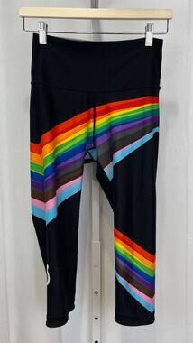 WITH x PELOTON EST S Pride Leggings Capri Cropped Reversible Gray Black Rainbow